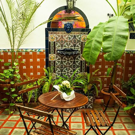 Pension Perez Montilla Sevilla Buitenkant foto