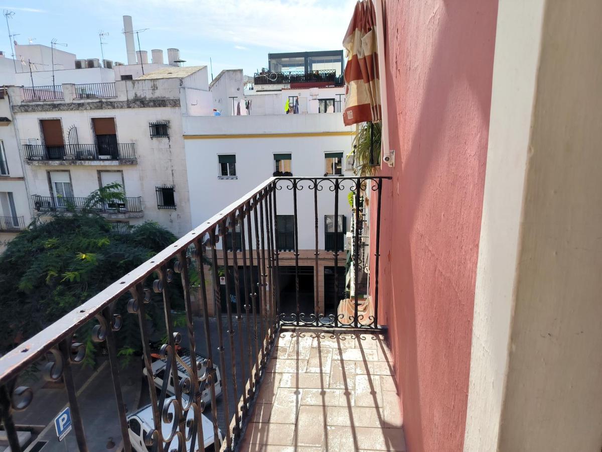 Pension Perez Montilla Sevilla Buitenkant foto